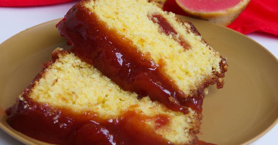 Bolinho de Fuba com Goiabada