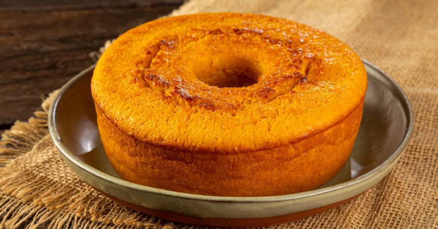Bolo de Fuba Cremoso