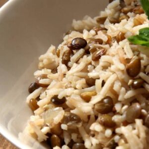Receita de Arroz com Lentilhas: Prato Saudável e Saboroso para o Dia a Dia