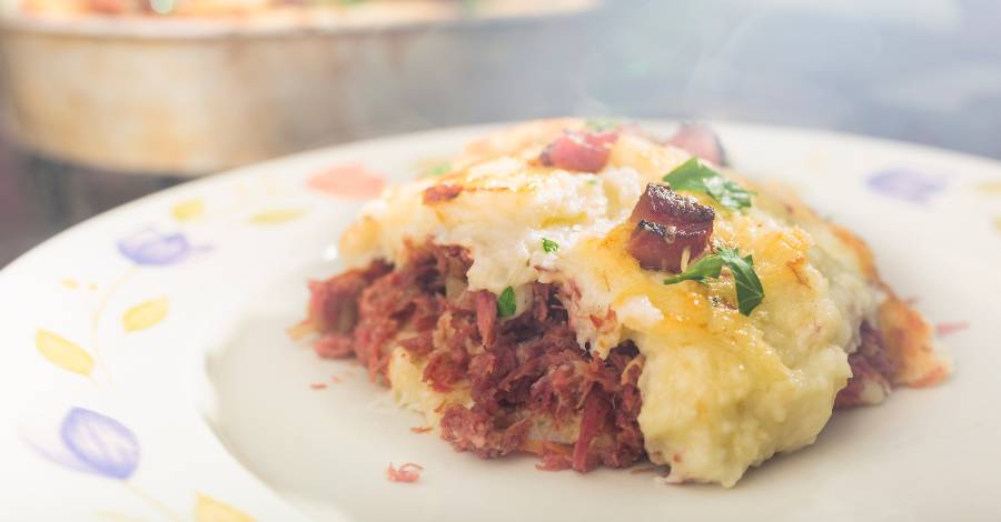 Escondidinho de Mandioca com Carne Seca