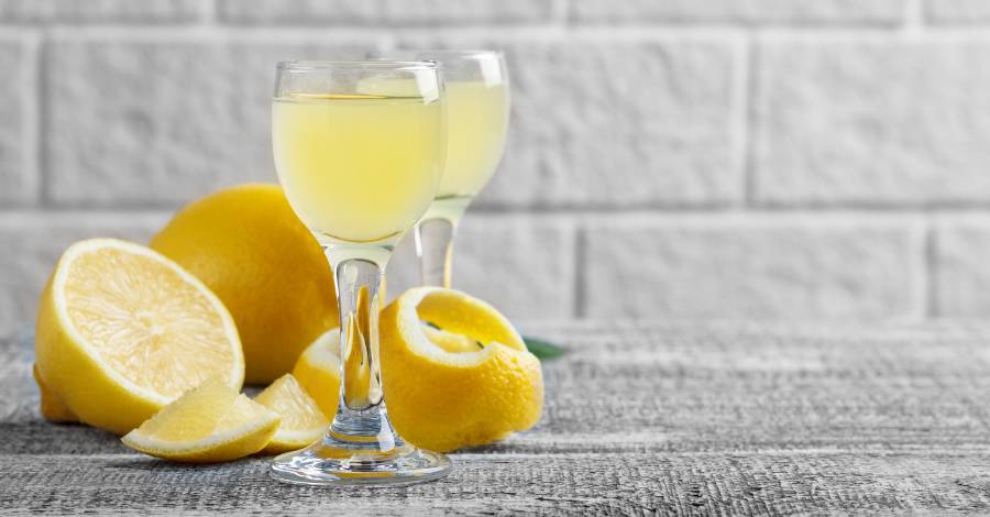 Limoncello Spritz